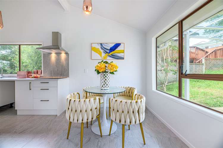 1/13 Hollyhock Place Browns Bay_12