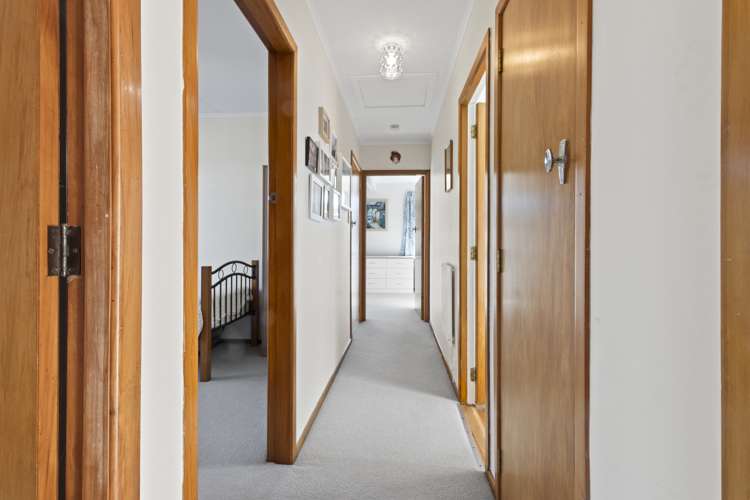 194 Seaview Road Westown_12