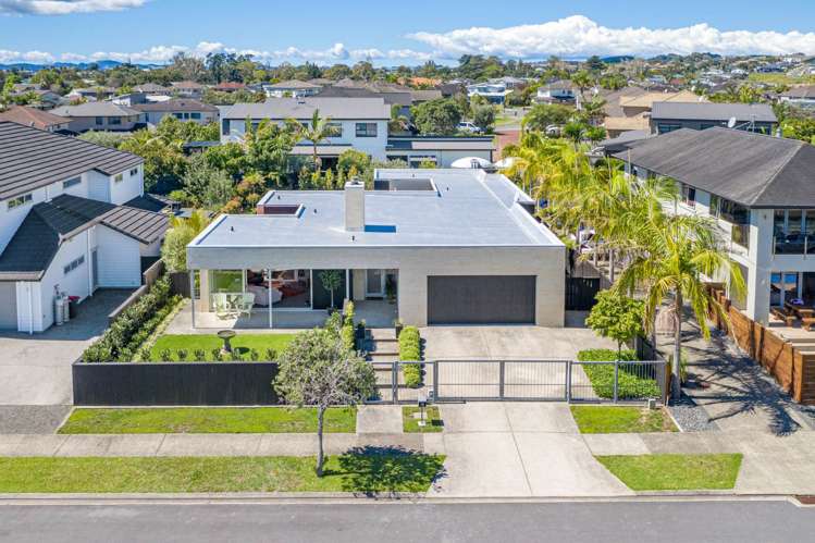 38 Pine Harbour Parade Beachlands_18