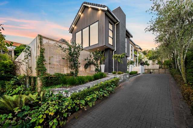 Blue Chip Beachside Living - Serious Sellers
