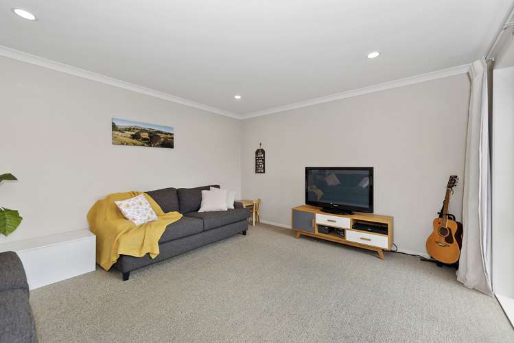 60 Bramley Drive Rototuna_7