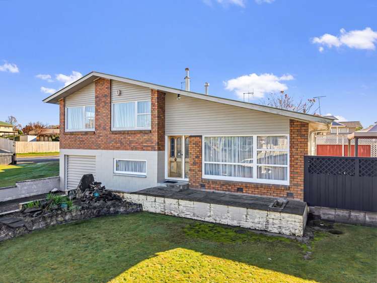 1 Joanna Place Deanwell_23