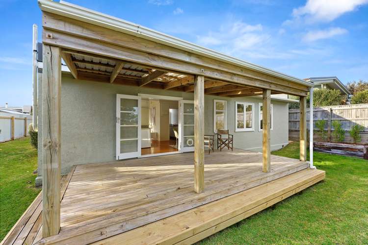 55 Ngapaki Street Waikanae Beach_18