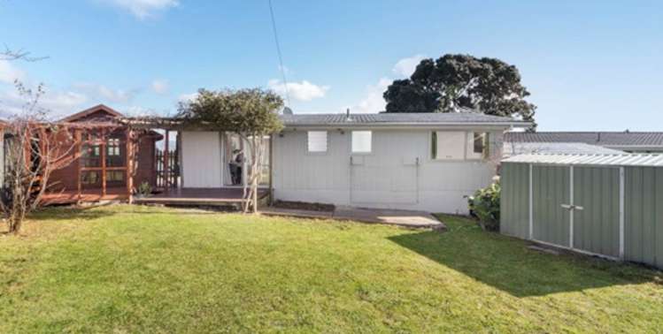 26 Tania Place Blockhouse Bay_13