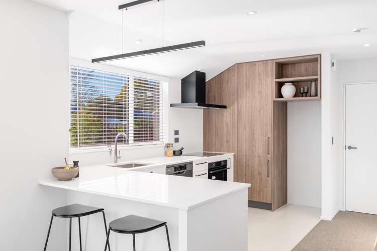 8a Wychwood Crescent Bishopdale_4