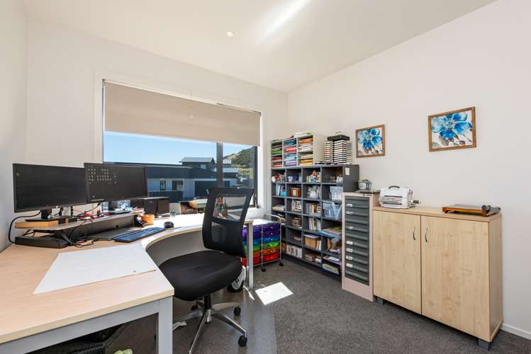 96 Cedarwood Street Woodridge_19