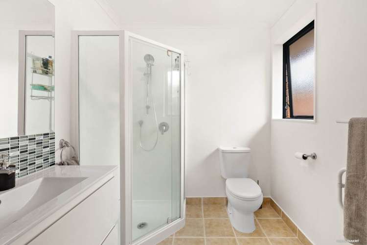 9 Gleanor Avenue Oteha_11