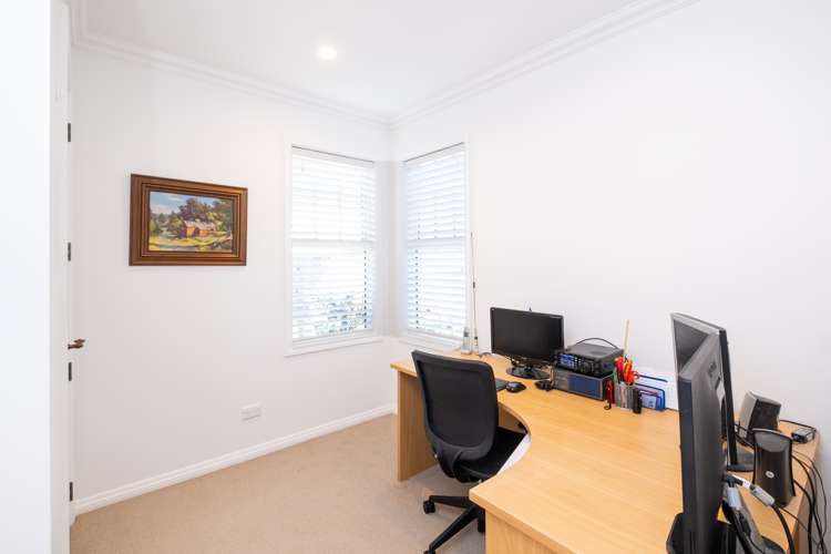 4a Cobden Crescent Bluff Hill_17