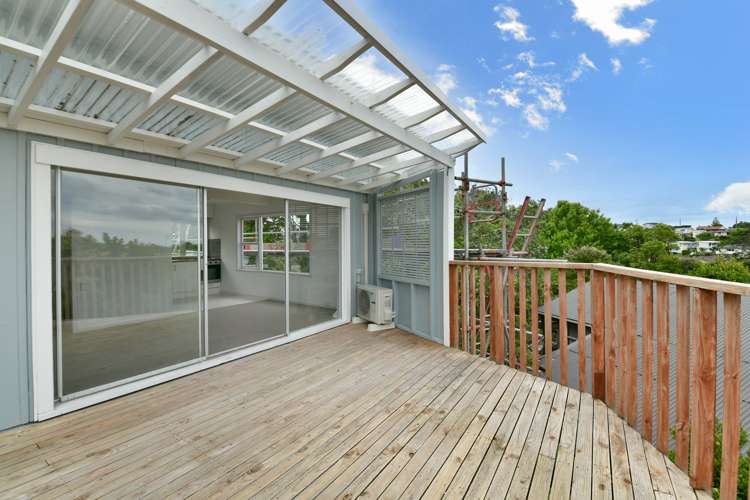 36 Doyly Drive Stanmore Bay_2