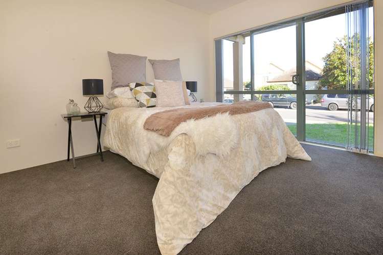 245 Alec Craig Way Gulf Harbour_8