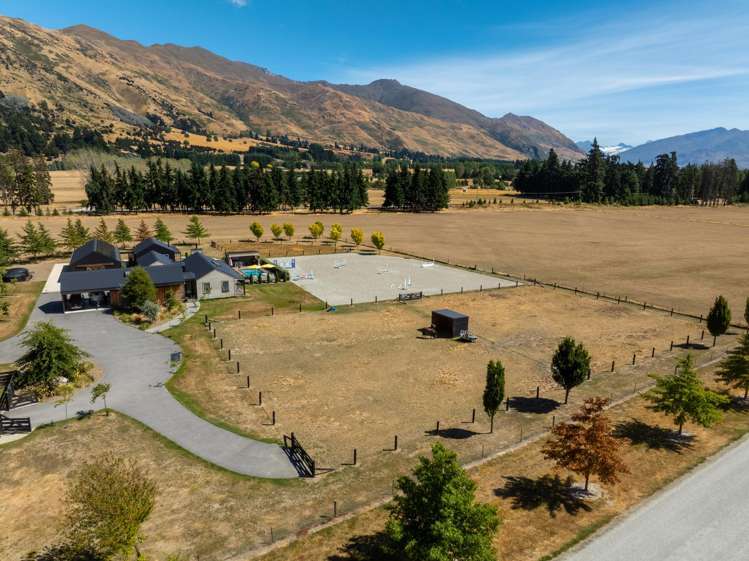 11 Little Orchard Way Wanaka_43