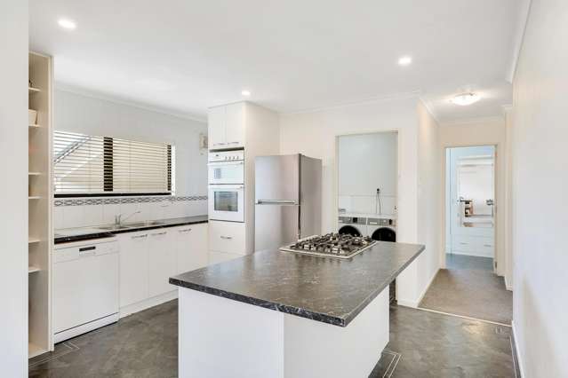 c/5 Cowley Drive Temple View_2