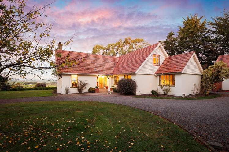768 Mount Stewart Halcombe Road Halcombe_32