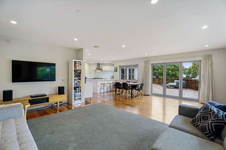 38 Graham Avenue Te Atatu Peninsula_1