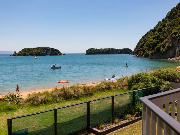 19 Cornwall Place Takaka_9