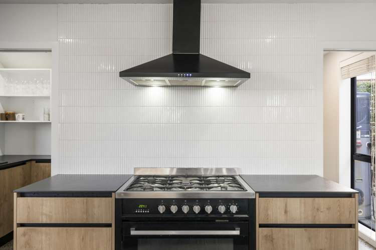 2 Tirimoana Road Te Atatu South_10