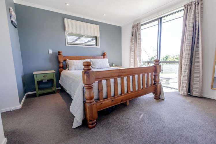 38 Arnott Heights Greymouth_11