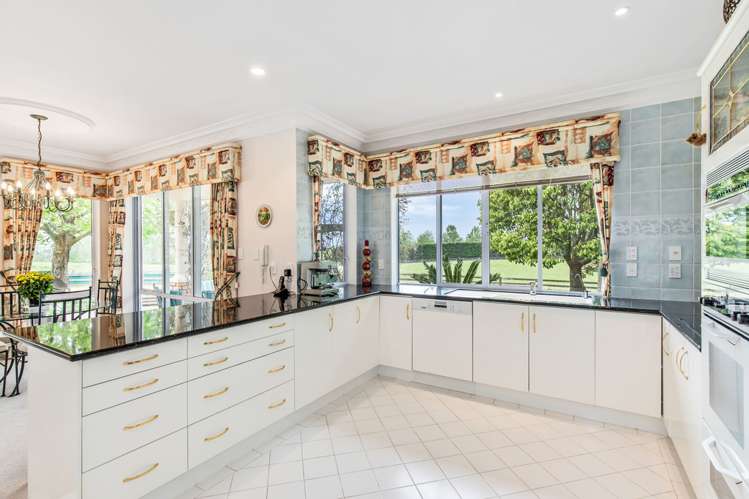 72 Porterfield Road Whitford_7