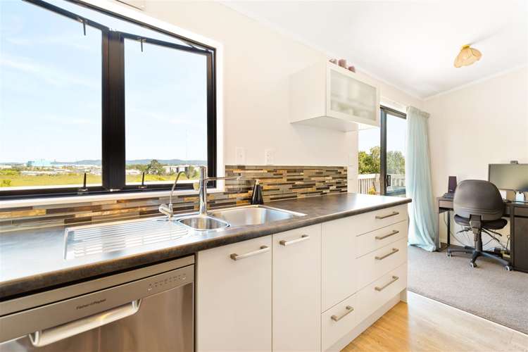 43c Taioma Crescent Te Atatu Peninsula_8
