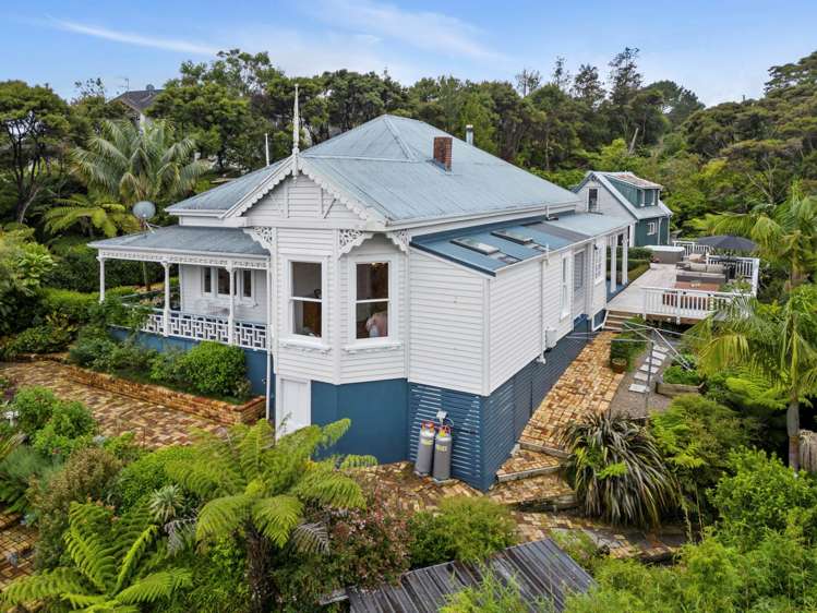 104 Attwood Road Paremoremo_30