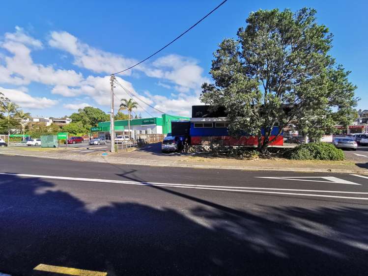 A/358 Beach Road Mairangi Bay_7