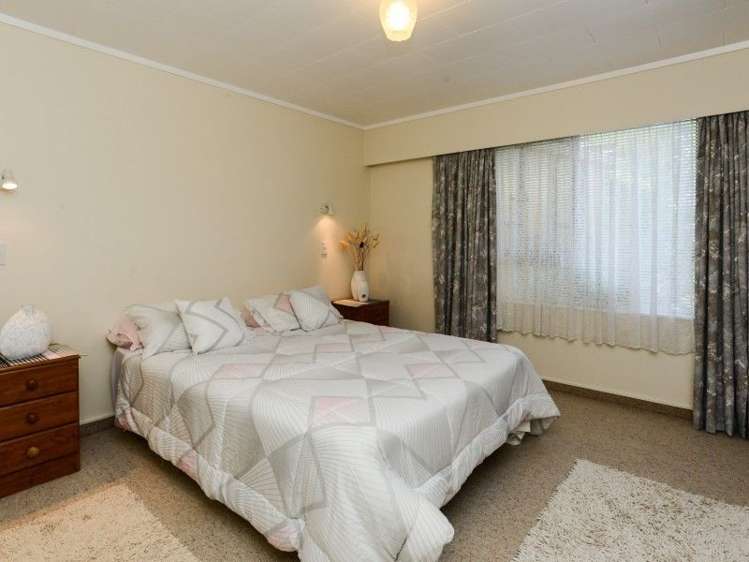 18 Yarmouth Road Flaxmere_8