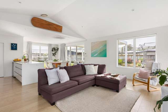 6 Hamilton Drive Wainui_2