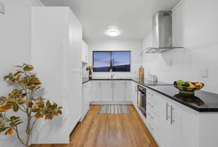 1 Dalmahoy Place Wattle Downs_4
