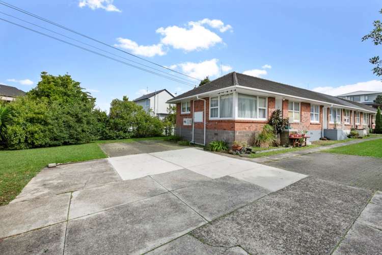 2/33 Dominion Street Takapuna_9