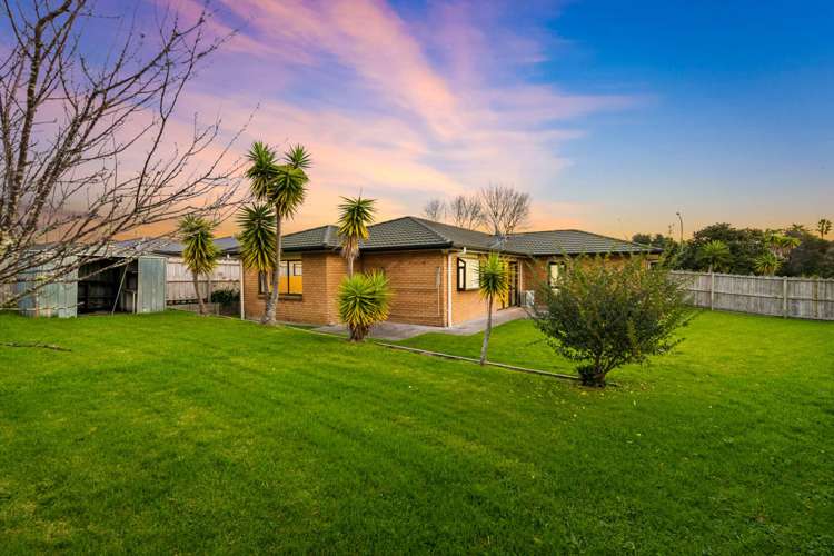 42 Medvale Avenue Flat Bush_24