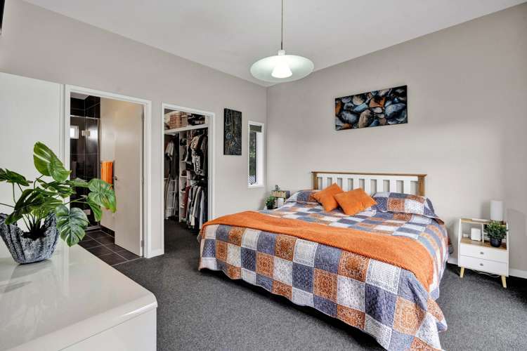 22 Halse Place Opunake_18