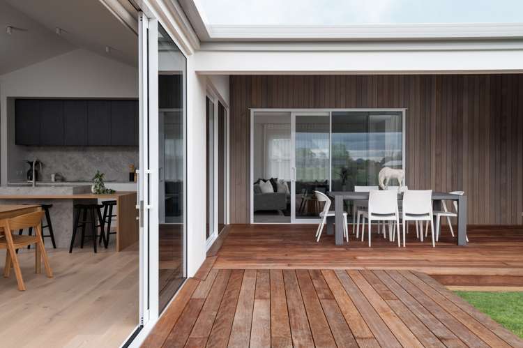 32 Whare Marama Drive Leamington_10