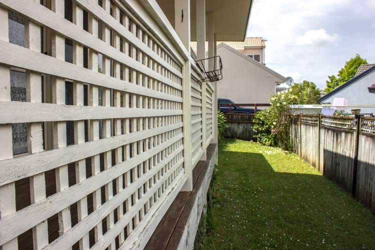 19 Central Park Drive Te Atatu South_14