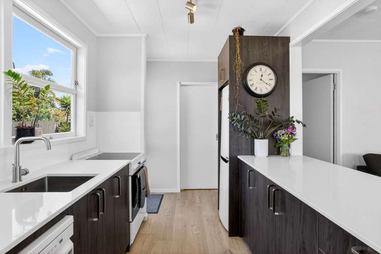 1/55B Springs Road, Parakai Helensville_4