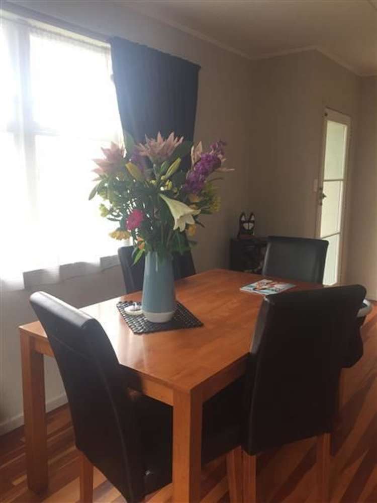 12 Grant Place Greenmeadows_13