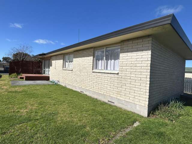 Papamoa Beach - Three Bedrooms