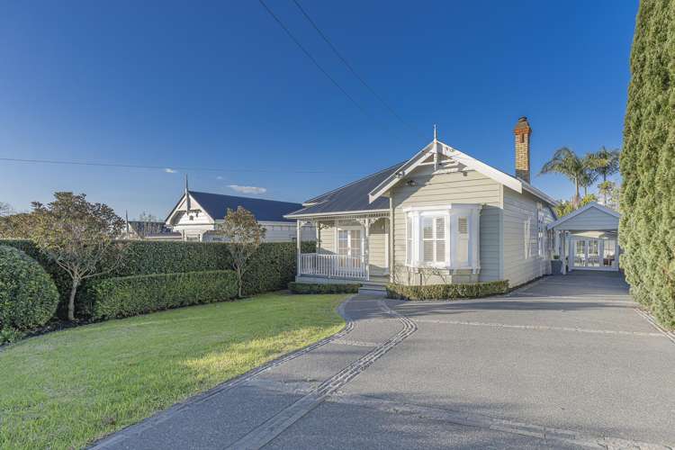 119 Western Springs Road_0
