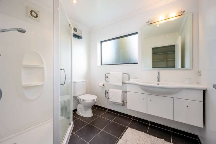 6 Hyland Street Wanaka_12