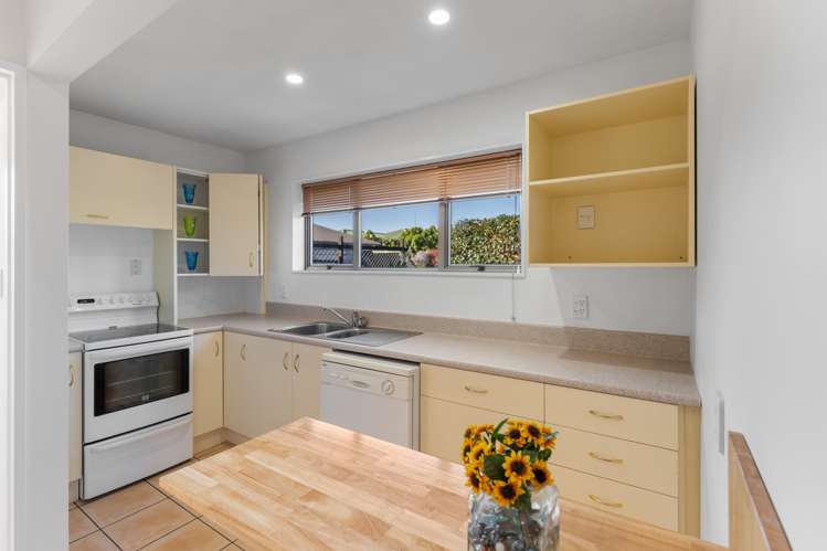 2/49 Sarabande Avenue Redwood_6