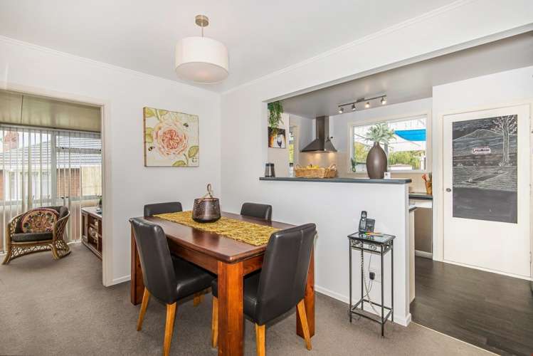 3 Neil Avenue Te Atatu Peninsula_8