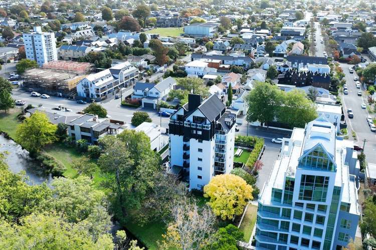 202/18 Carlton Mill Road Merivale_23