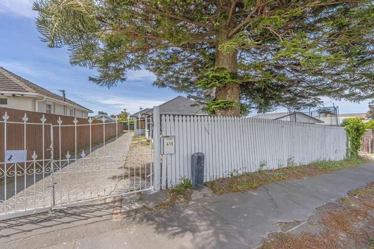 415 Breezes Road Aranui_18