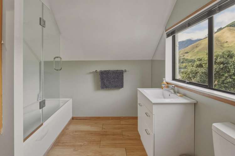 803 Manaroa Road Marlborough Sounds_23
