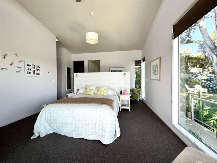 3 Veronica Close Red Beach_13