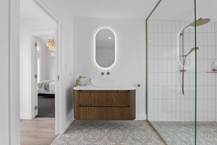 1312 Devon Road Waitara_21