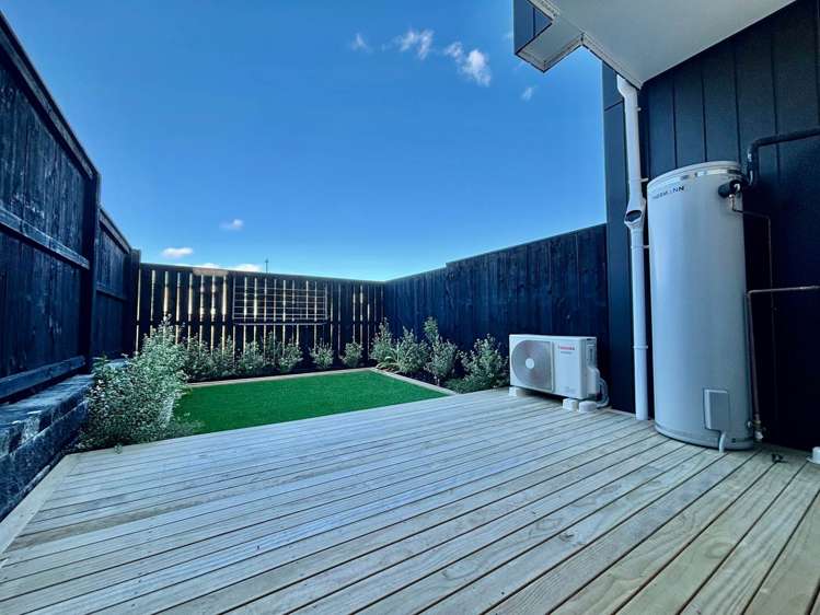 21 Kiato Lane Flat Bush_10