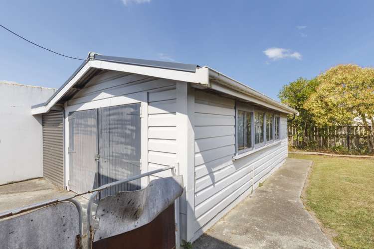 6 Trewin Street Feilding_17