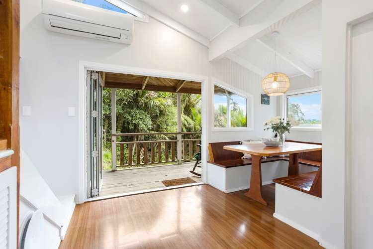 20 Warner Park Avenue Laingholm_7