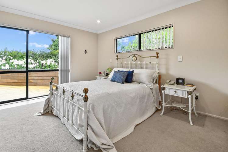 16 Gairloch Place Wattle Downs_11