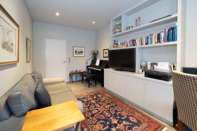 87 Racecourse Road Allenton_14